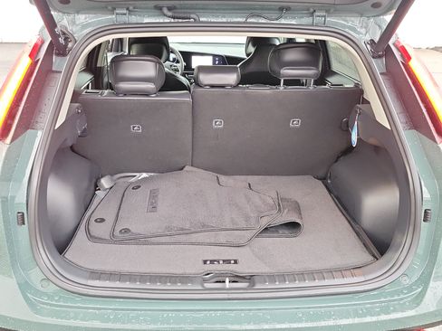 Used 2025 Kia Niro Wind image 16