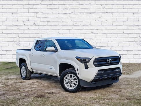 Used 2024 Toyota Tacoma SR5 image 1