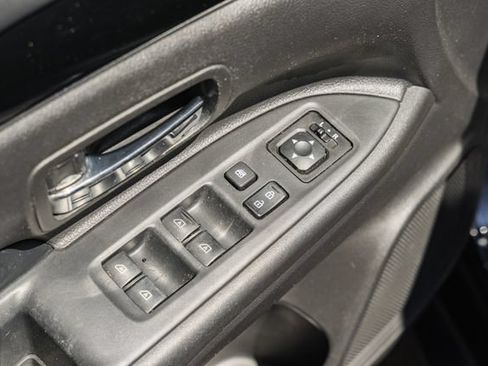 Used 2019 Mitsubishi Outlander SE AWD/4WD image 43