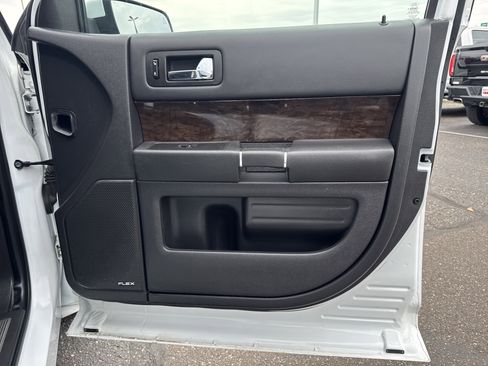 Used 2016 Ford Flex Limited w/ Equipment Group 303A image 27