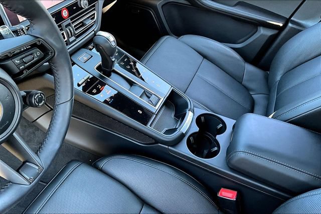 Used 2026 Porsche Macan AWD/4WD image 18