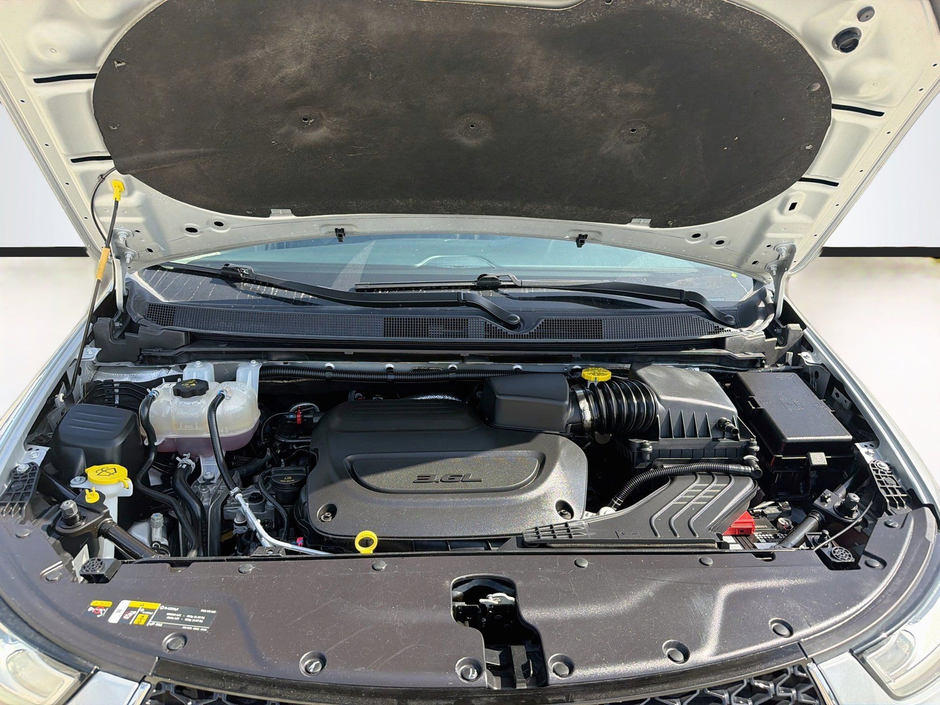 Used 2024 Chrysler Pacifica Touring-L FWD image 31