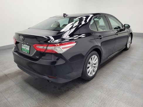 Used 2019 Toyota Camry LE image 9