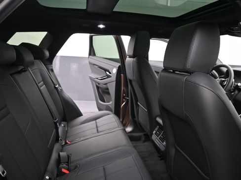New 2026 Land Rover Range Rover Evoque Dynamic SE AWD/4WD image 13