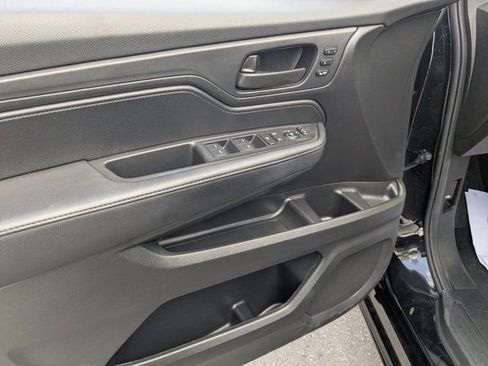 Used 2025 Honda Odyssey Sport-L image 11