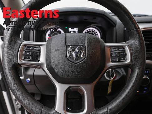 Used 2024 RAM 1500 Classic SLT AWD/4WD image 10