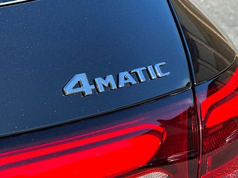 New 2026 Mercedes-Benz GLC 300 4MATIC image 26
