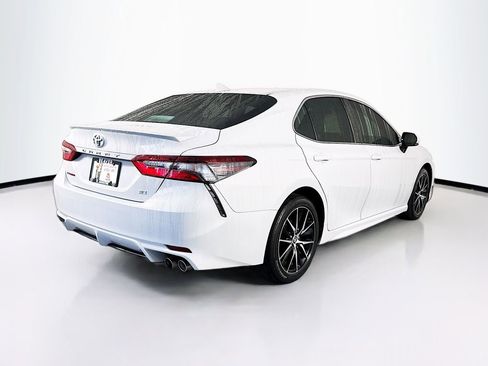 Used 2023 Toyota Camry SE image 10