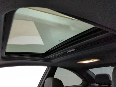 Used 2019 BMW 230i xDrive Coupe w/ Premium Package image 15