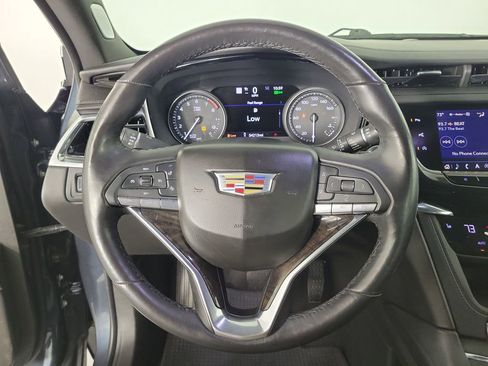 Used 2020 Cadillac XT6 Premium Luxury image 22