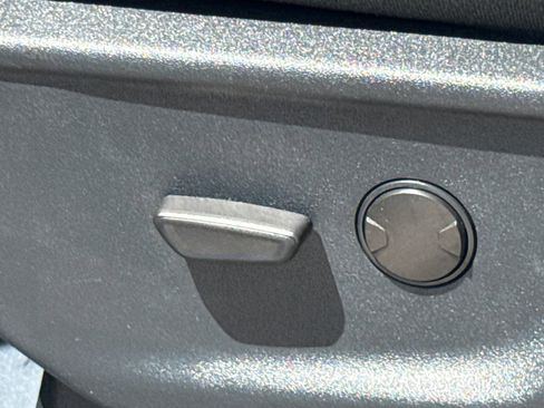 Used 2025 Ford F150 XLT w/ Equipment Group 301A Standard image 24