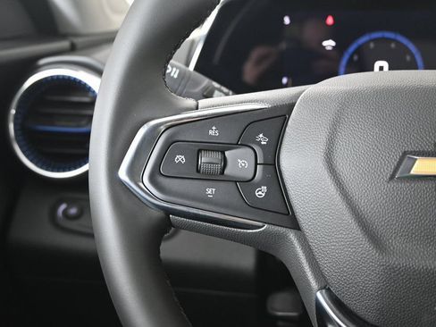 New 2026 Chevrolet Trax LT w/ Driver Confidence Package FWD image 32