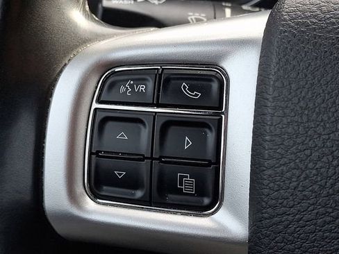 Used 2011 Dodge Challenger R/T image 19