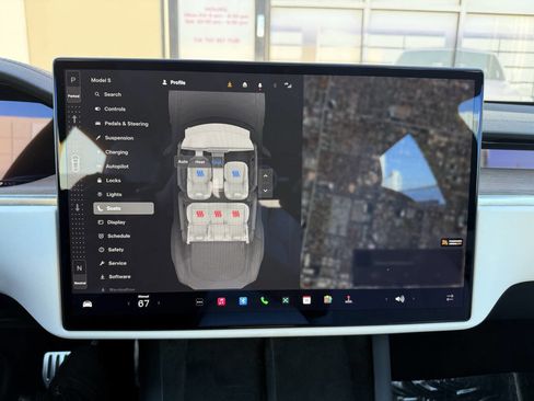 Used 2023 Tesla Model S image 38