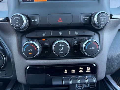 Used 2023 RAM 1500 Big Horn AWD/4WD image 25