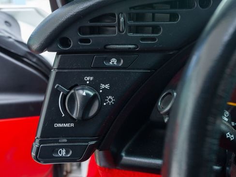 Used 1995 Chevrolet Corvette Convertible RWD image 22