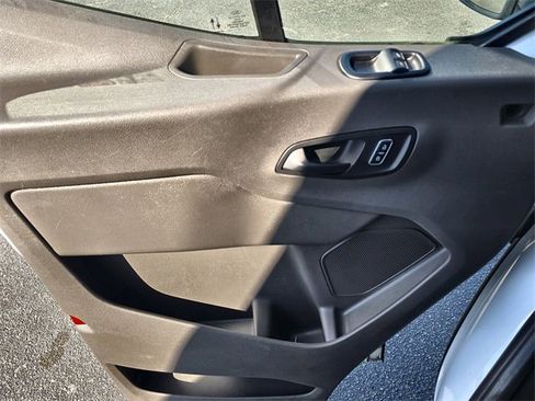 Used 2023 Ford Transit 350 XLT image 17