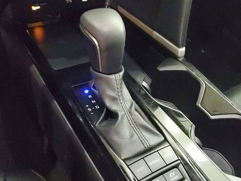 Used 2025 Toyota Camry XSE image 28