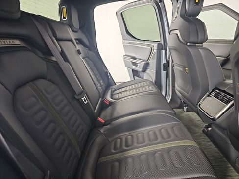 Used 2025 Rivian R1T Adventure image 22