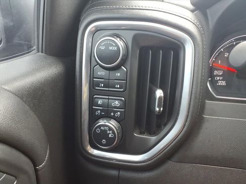 Used 2020 Chevrolet Silverado 1500 LT Trail Boss AWD/4WD image 24