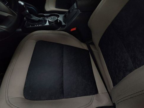 Used 2023 Ford Bronco Wildtrak image 17