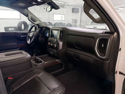Used 2019 GMC Sierra 1500 SLT w/ SLT Premium Package AWD/4WD image 12