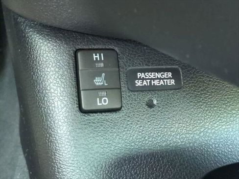 Certified 2018 Toyota Prius Prime Advanced image 21