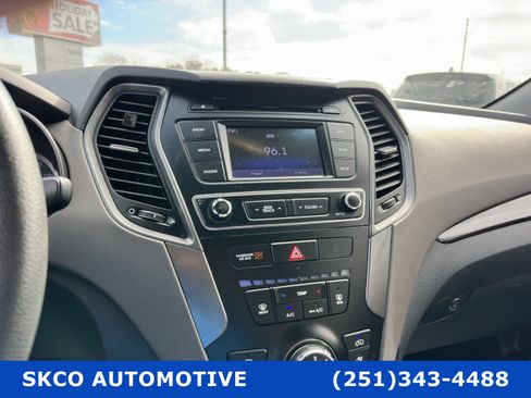 Used 2018 Hyundai Santa Fe Sport image 16
