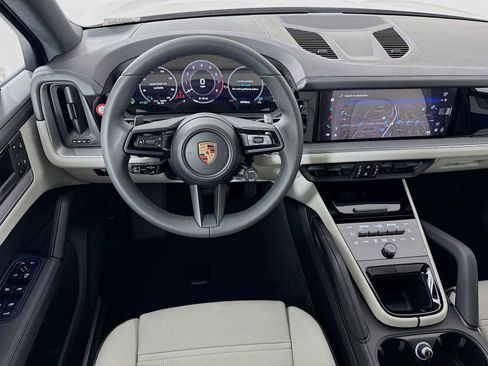 New 2026 Porsche Cayenne image 24