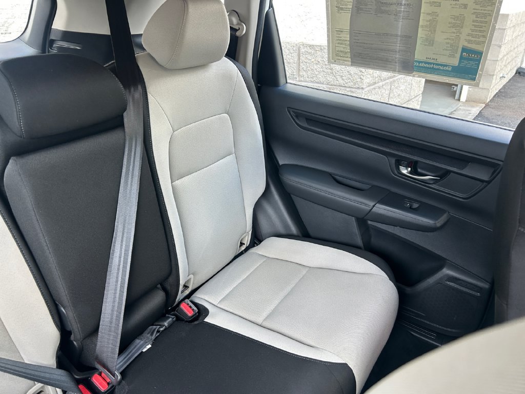 Used 2024 Honda CR-V LX image 17