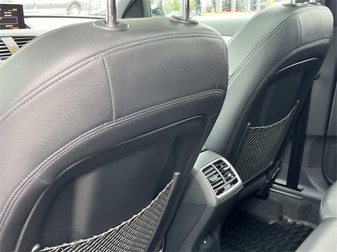 Used 2018 Audi Q3 2.0T Premium Plus w/ Premium Plus Package image 21