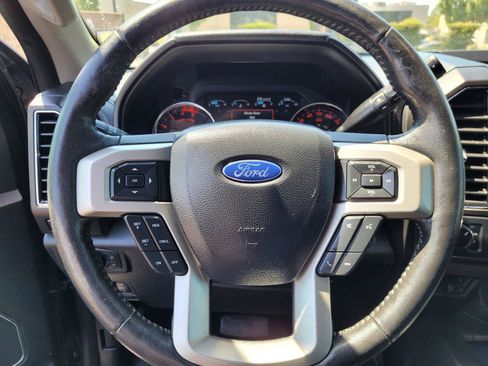 Used 2019 Ford F250 Lariat w/ Lariat Ultimate Package AWD/4WD image 34