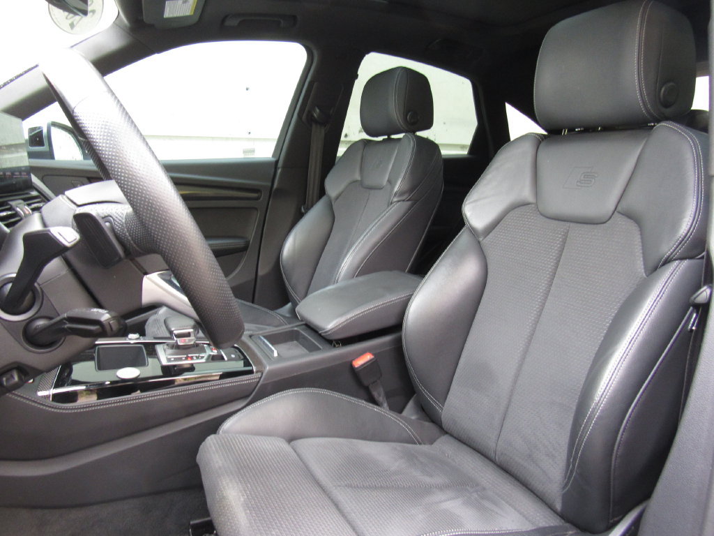 Used 2022 Audi SQ5 Premium Plus w/ Premium Plus Package AWD/4WD image 11