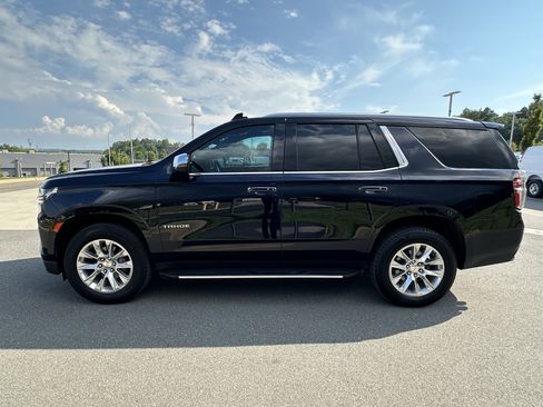 Used 2023 Chevrolet Tahoe Premier RWD image 6