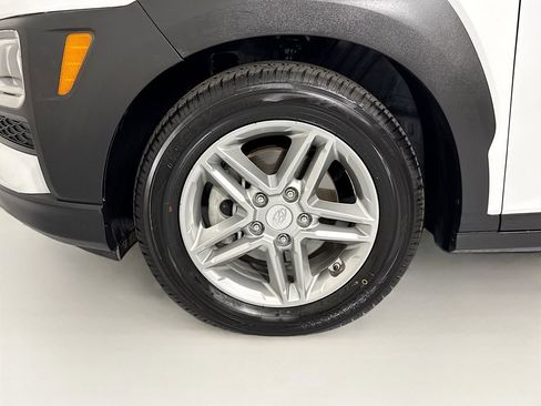 Used 2020 Hyundai Kona SE FWD image 30