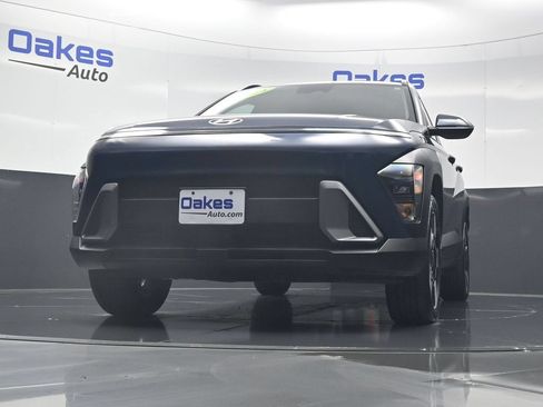 Used 2024 Hyundai Kona SEL AWD/4WD image 40
