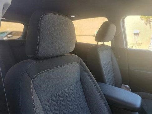 Certified 2023 Chevrolet Equinox LT w/ Driver Convenience Package image 19
