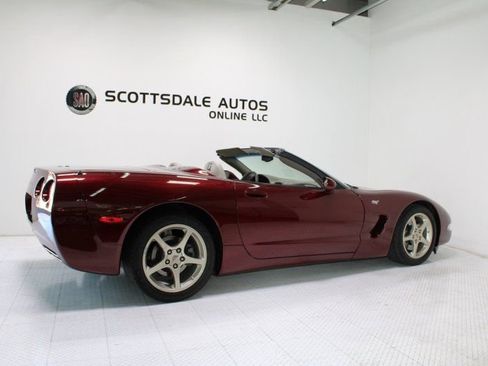Used 2003 Chevrolet Corvette 50th Anniversary Edition w/ Preferred Equipment Group1 image 9