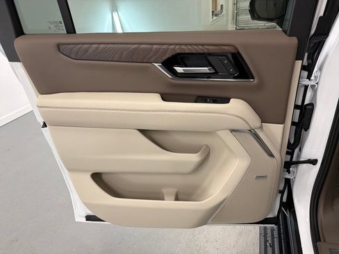 New 2026 GMC Yukon XL Denali w/ Sun & Power Step Package RWD image 9
