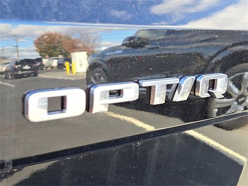 New 2026 Cadillac Optiq Luxury 1 image 9