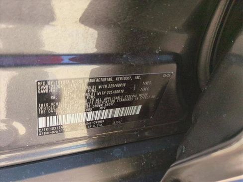Used 2023 Toyota RAV4 XLE Premium AWD/4WD image 15