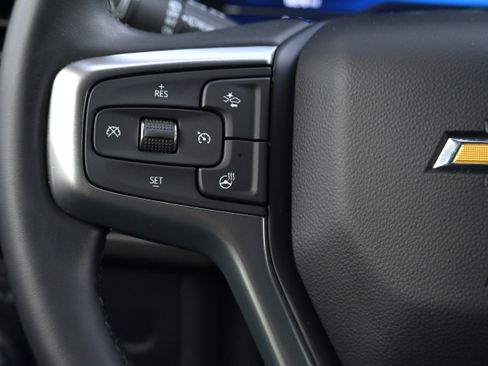 Used 2024 Chevrolet Suburban Premier w/ Premium Package 2 image 24