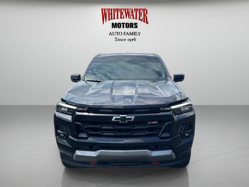 Used 2024 Chevrolet Colorado Z71 w/ Z71 Convenience Package 2 AWD/4WD image 8