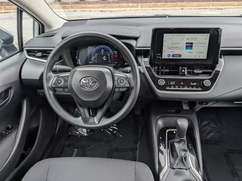 Used 2026 Toyota Corolla LE w/ LE Premium Package FWD image 16