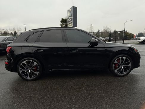 Used 2023 Audi SQ5 Premium Plus w/ Premium Plus Package image 16