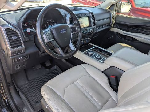 Used 2019 Ford Expedition Platinum image 22