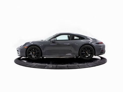 Certified 2025 Porsche 911 Carrera image 2