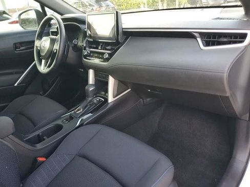 Used 2024 Toyota Corolla Cross AWD Hybrid image 14