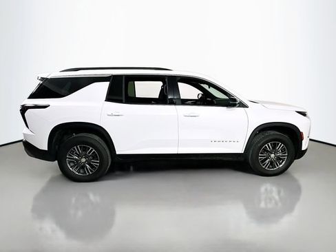 New 2026 Chevrolet Traverse LT image 4