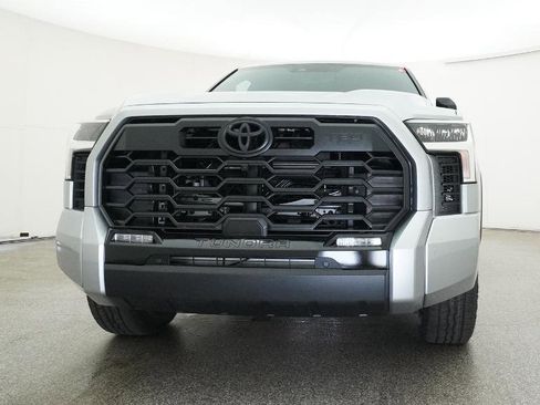 New 2026 Toyota Tundra Limited AWD/4WD image 8
